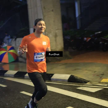 Runner Photo 7909239