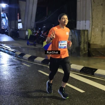 Runner Photo 7909242