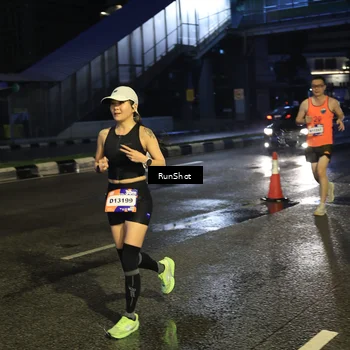 Runner Photo 7909254