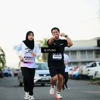 Runner Photo 7909267