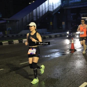Runner Photo 7909276
