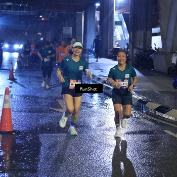 Runner Photo 7909286