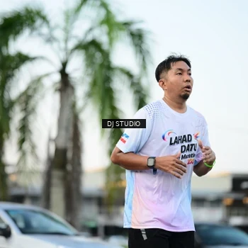 Runner Photo 7909312