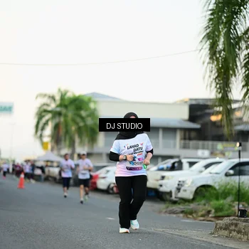 Runner Photo 7909316