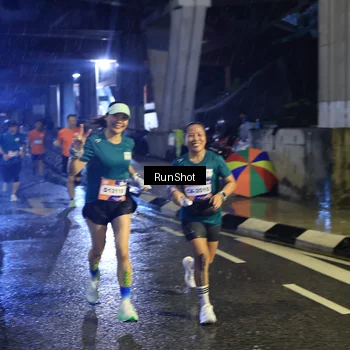 Runner Photo 7909320