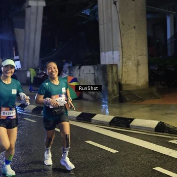 Runner Photo 7909333