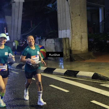 Runner Photo 7909334