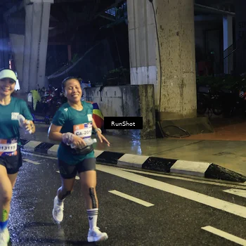 Runner Photo 7909335