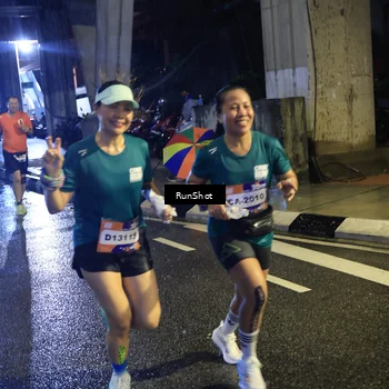 Runner Photo 7909343