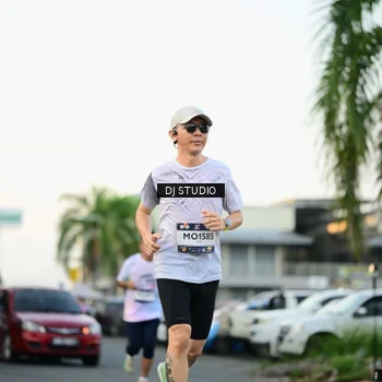 Runner Photo 7909352