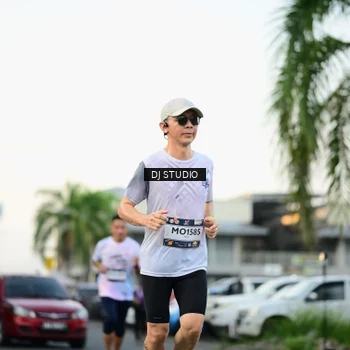 Runner Photo 7909356