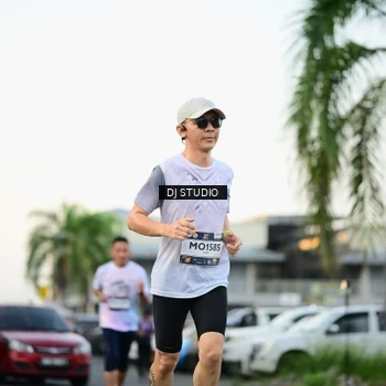 Runner Photo 7909360