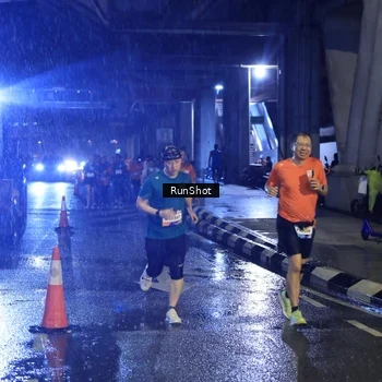 Runner Photo 7909370