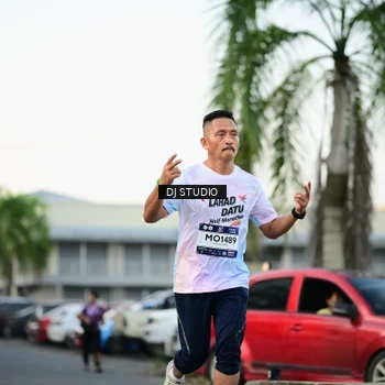 Runner Photo 7909373