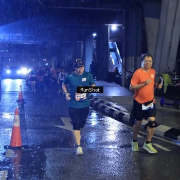 Runner Photo 7909375