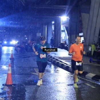 Runner Photo 7909381