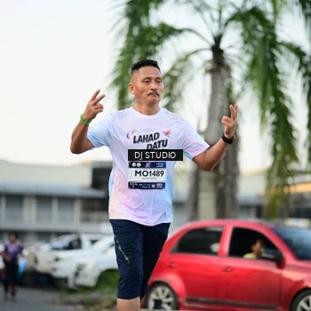 Runner Photo 7909382