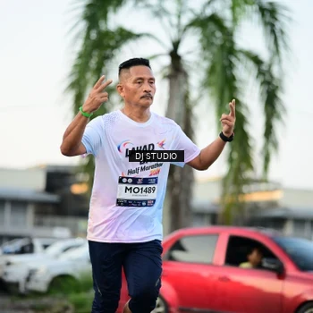 Runner Photo 7909390