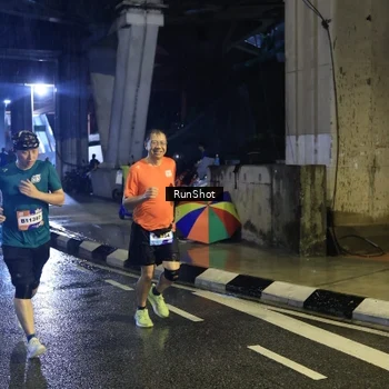 Runner Photo 7909405