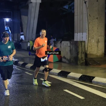 Runner Photo 7909412