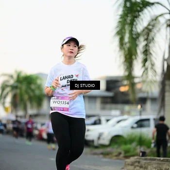 Runner Photo 7909418