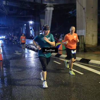 Runner Photo 7909420