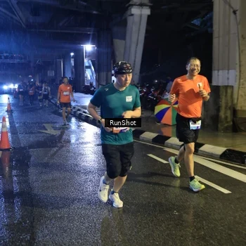 Runner Photo 7909421