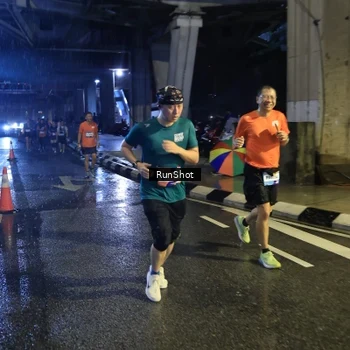 Runner Photo 7909423