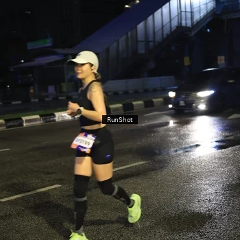 Runner Photo 7909436