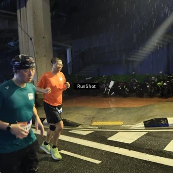 Runner Photo 7909443