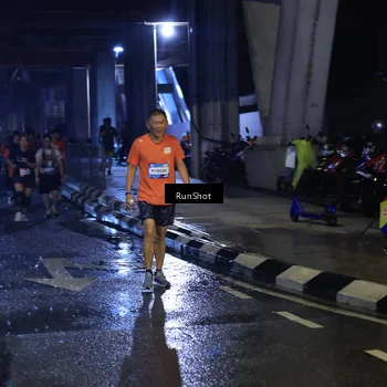 Runner Photo 7909461