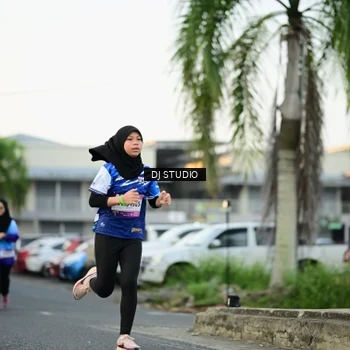 Runner Photo 7909465