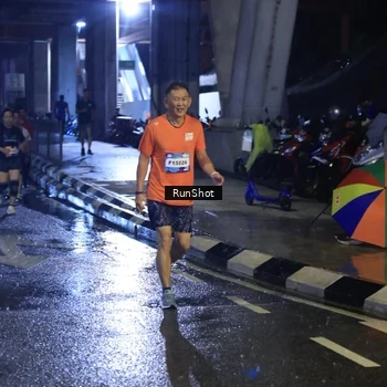 Runner Photo 7909480