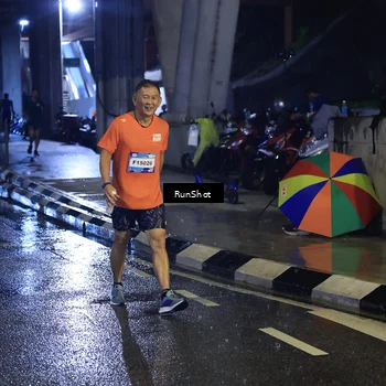 Runner Photo 7909485