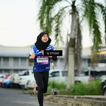 Runner Photo 7909486