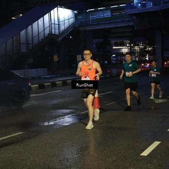 Runner Photo 7909492