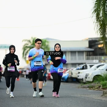 Runner Photo 7909495