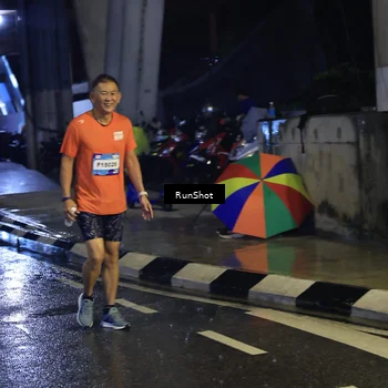 Runner Photo 7909499