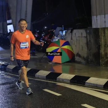 Runner Photo 7909504