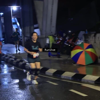Runner Photo 7909541