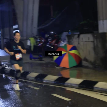 Runner Photo 7909544