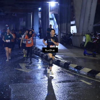 Runner Photo 7909568
