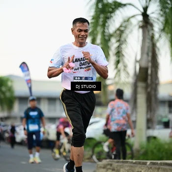 Runner Photo 7909581