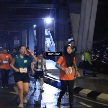 Runner Photo 7909591