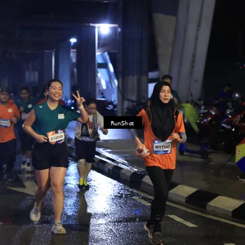 Runner Photo 7909599