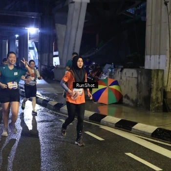 Runner Photo 7909605