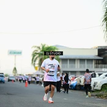Runner Photo 7909644