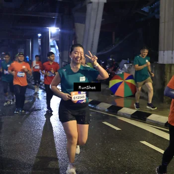 Runner Photo 7909650