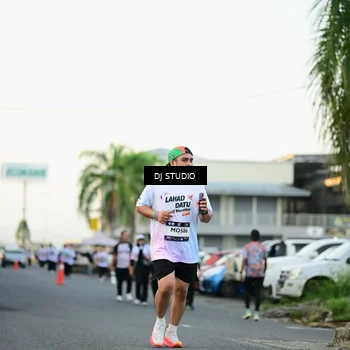 Runner Photo 7909658