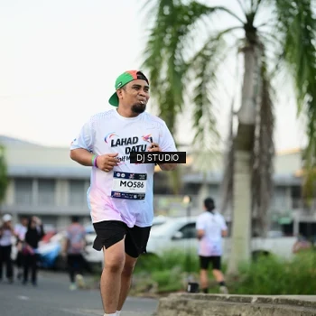 Runner Photo 7909666